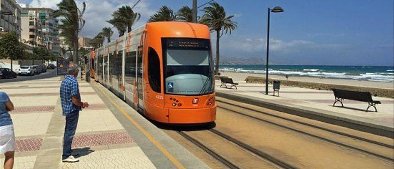 شقة Apartamento Con Piscina Terraza Y Parking إل كامبيلو المظهر الخارجي الصورة